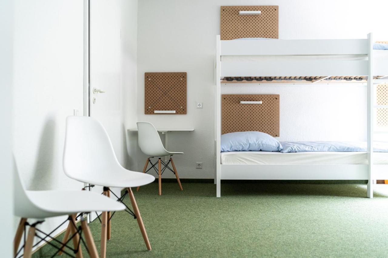 Teek Hostel Маркграфенхайде Екстериор снимка